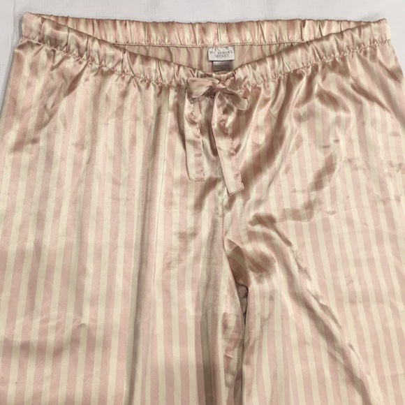 Victoria's Secret Other - 💓Victoria’s Secret Striped Silky Soft Pajama Pant